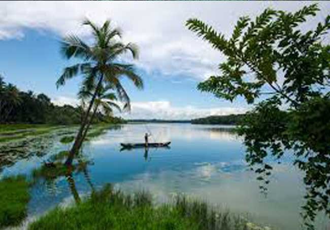 Vellayani Lake Tour packages From Coimbatore